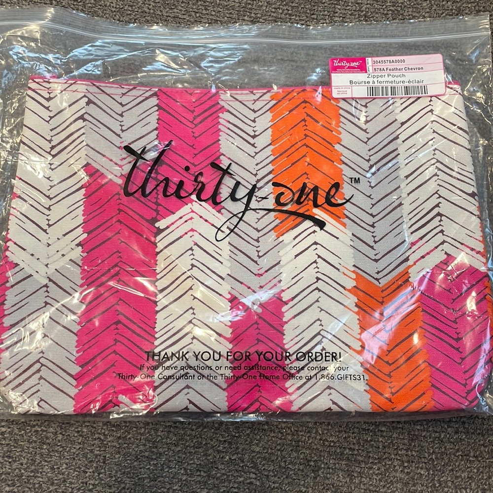 Thirty-one zipper pouch. Brand new!